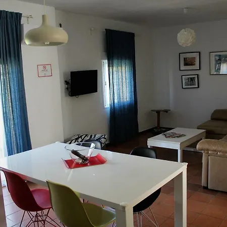 Aloja Apartment *